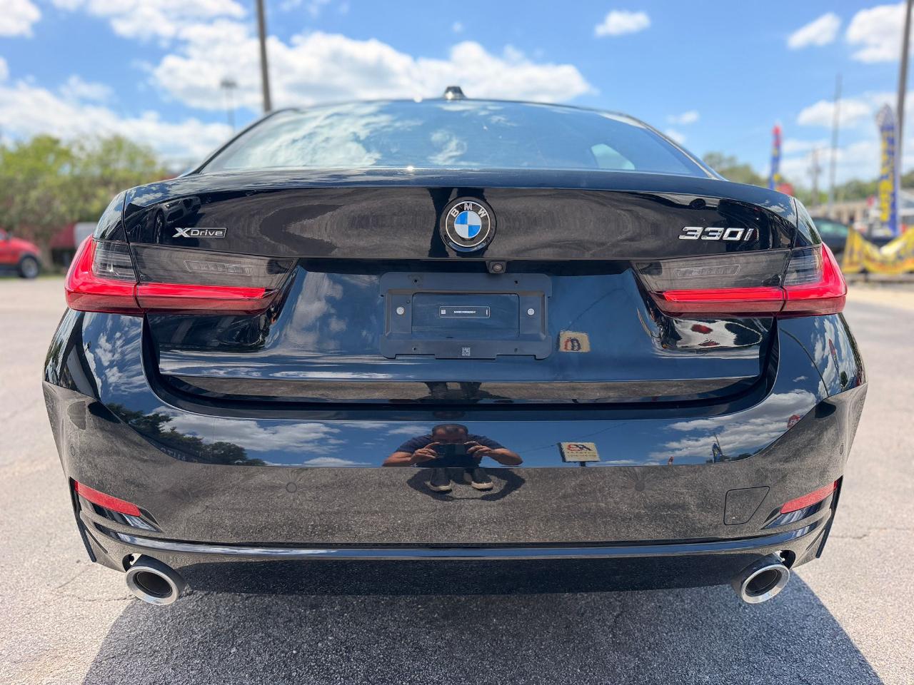 BMW 3-Series 330i xDrive 2025