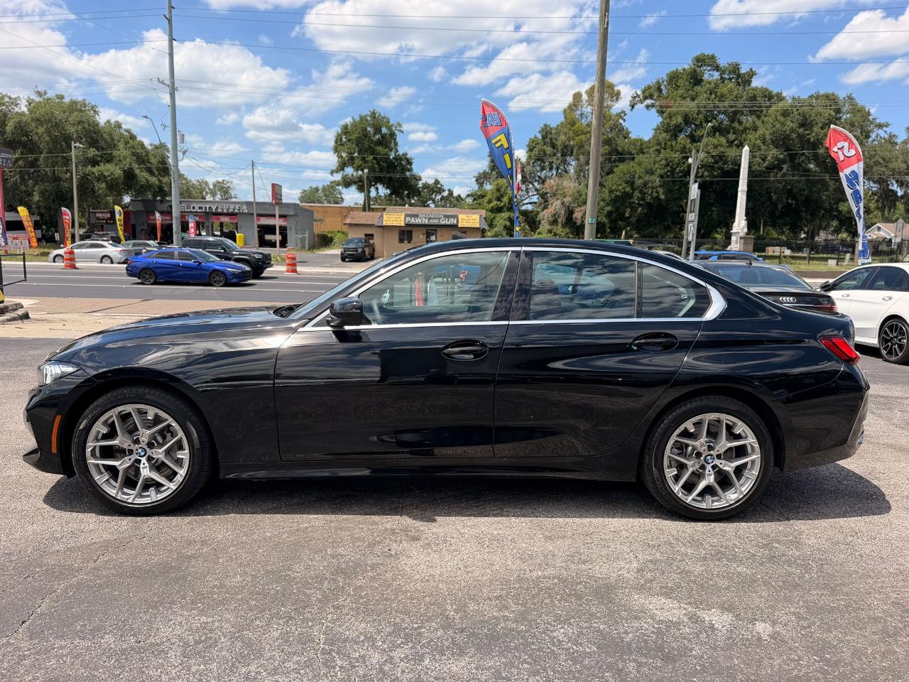 BMW 3-Series 330i xDrive 2025