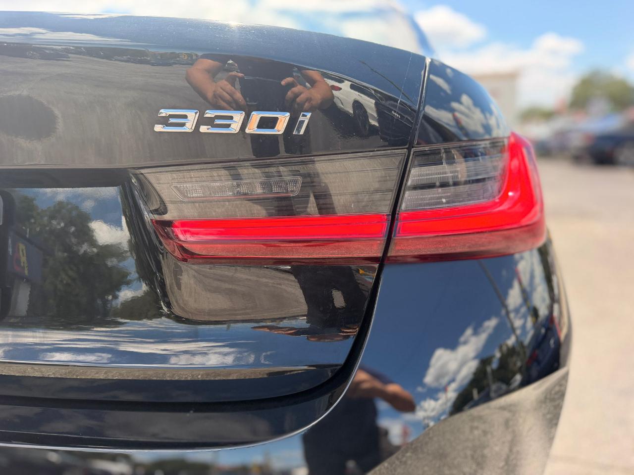 BMW 3-Series 330i xDrive 2025