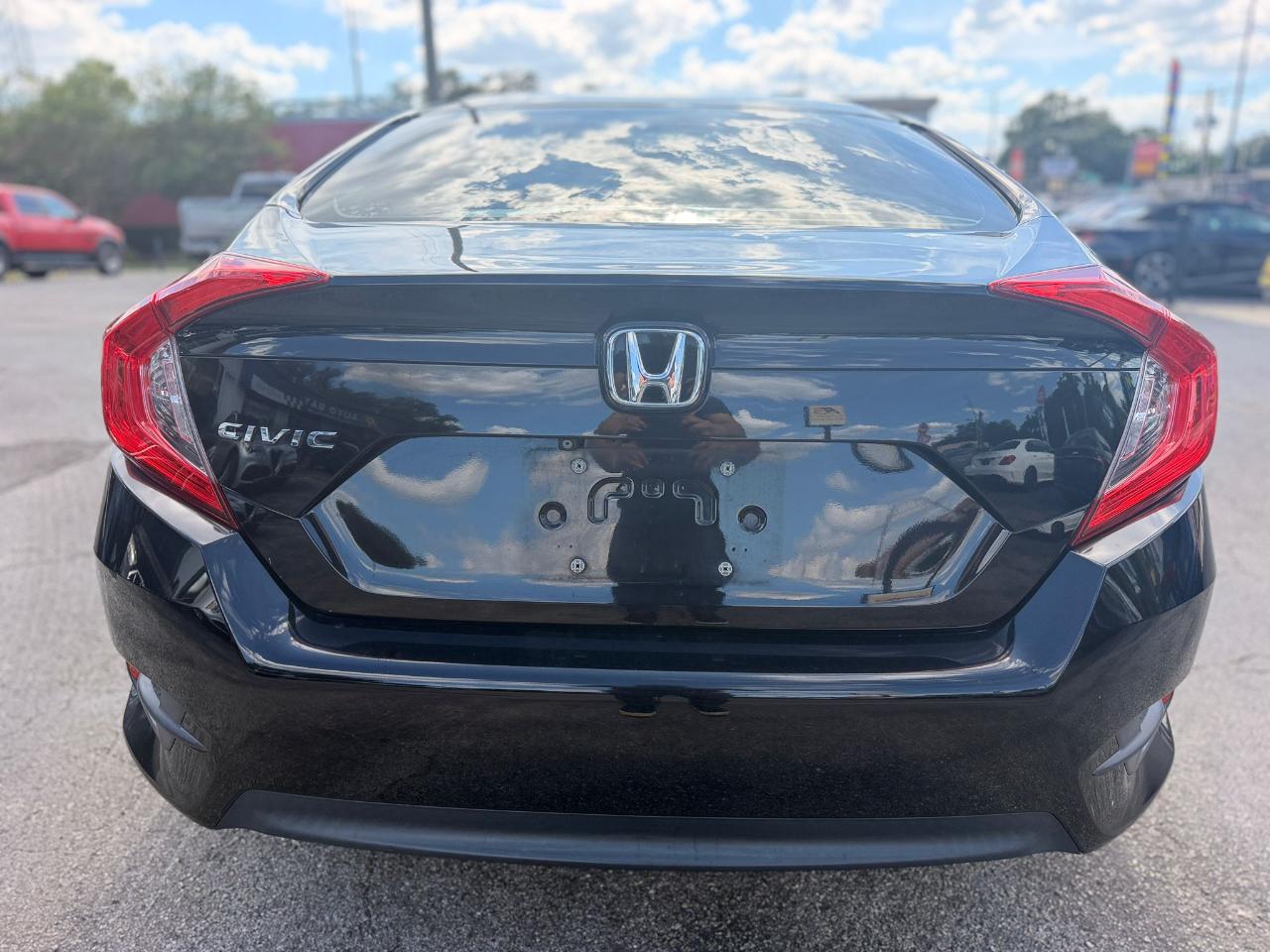 Honda Civic LX Sedan CVT 2018