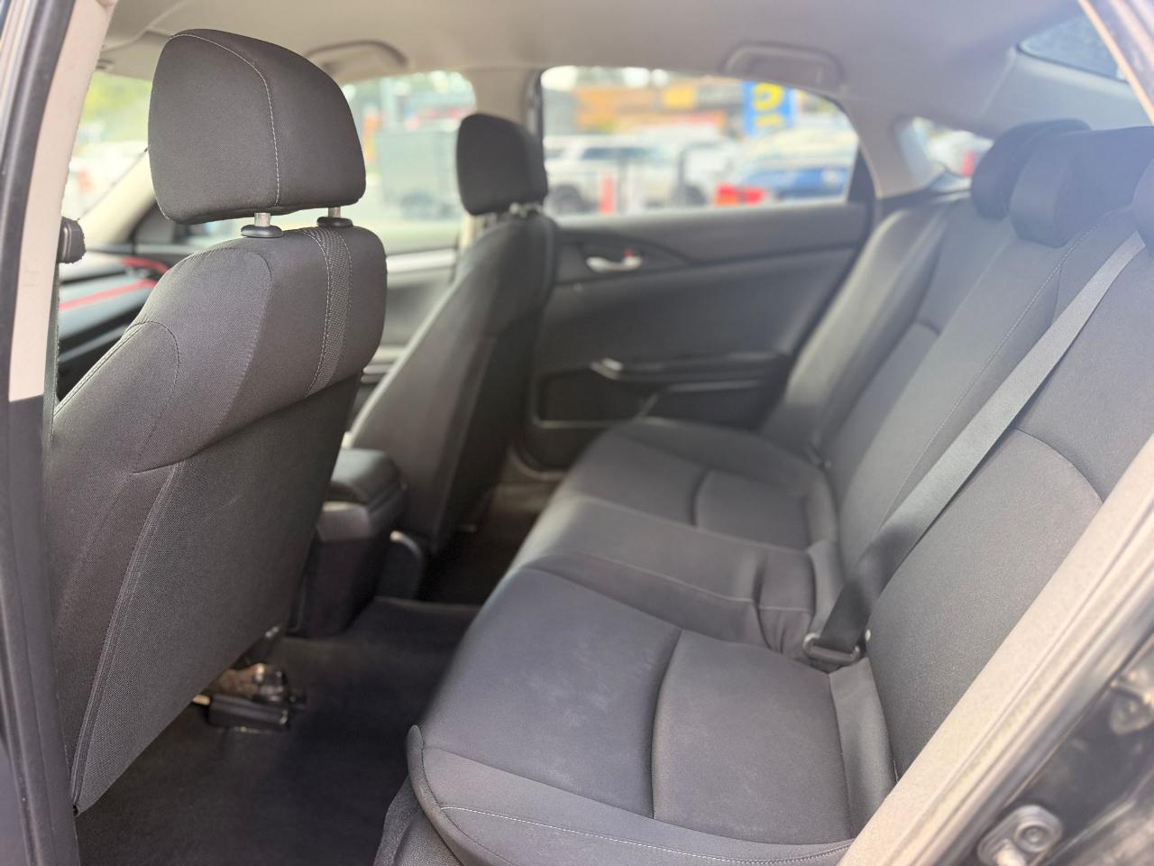 Honda Civic LX Sedan CVT 2018