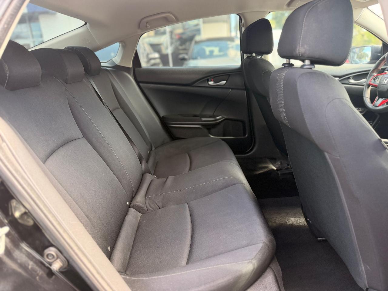 Honda Civic LX Sedan CVT 2018