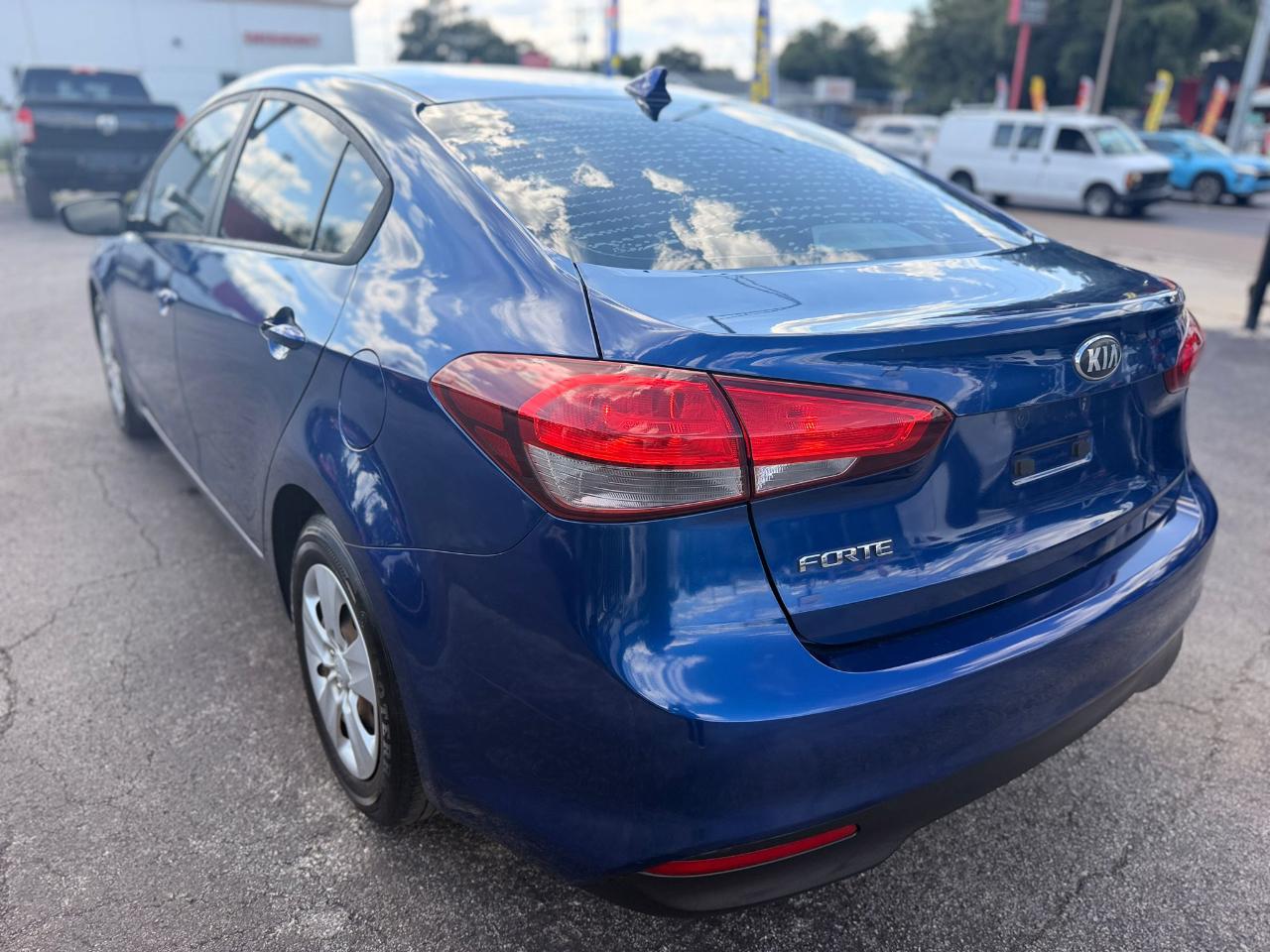 Kia Forte LX 6A 2018