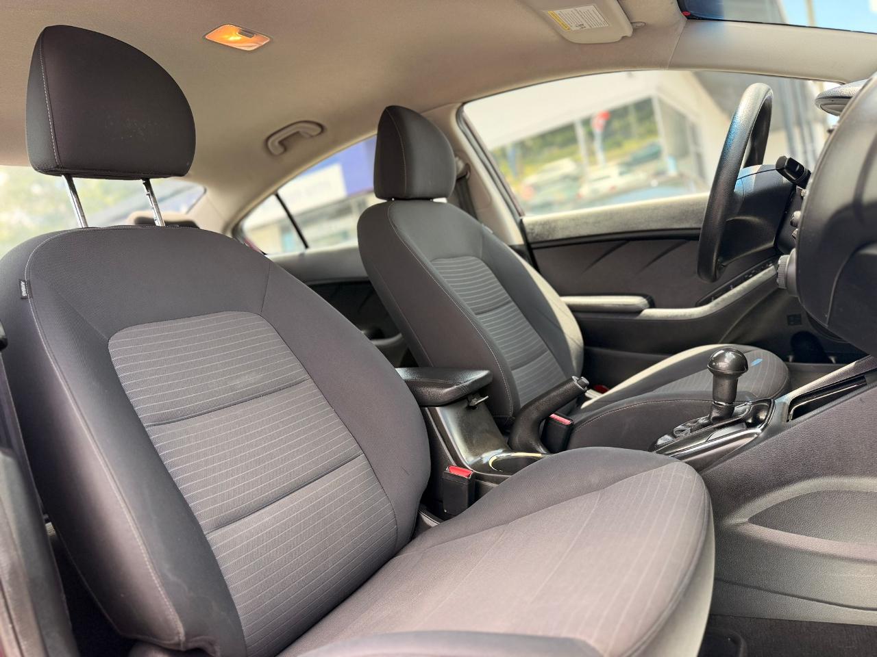 Kia Forte LX 6A 2018
