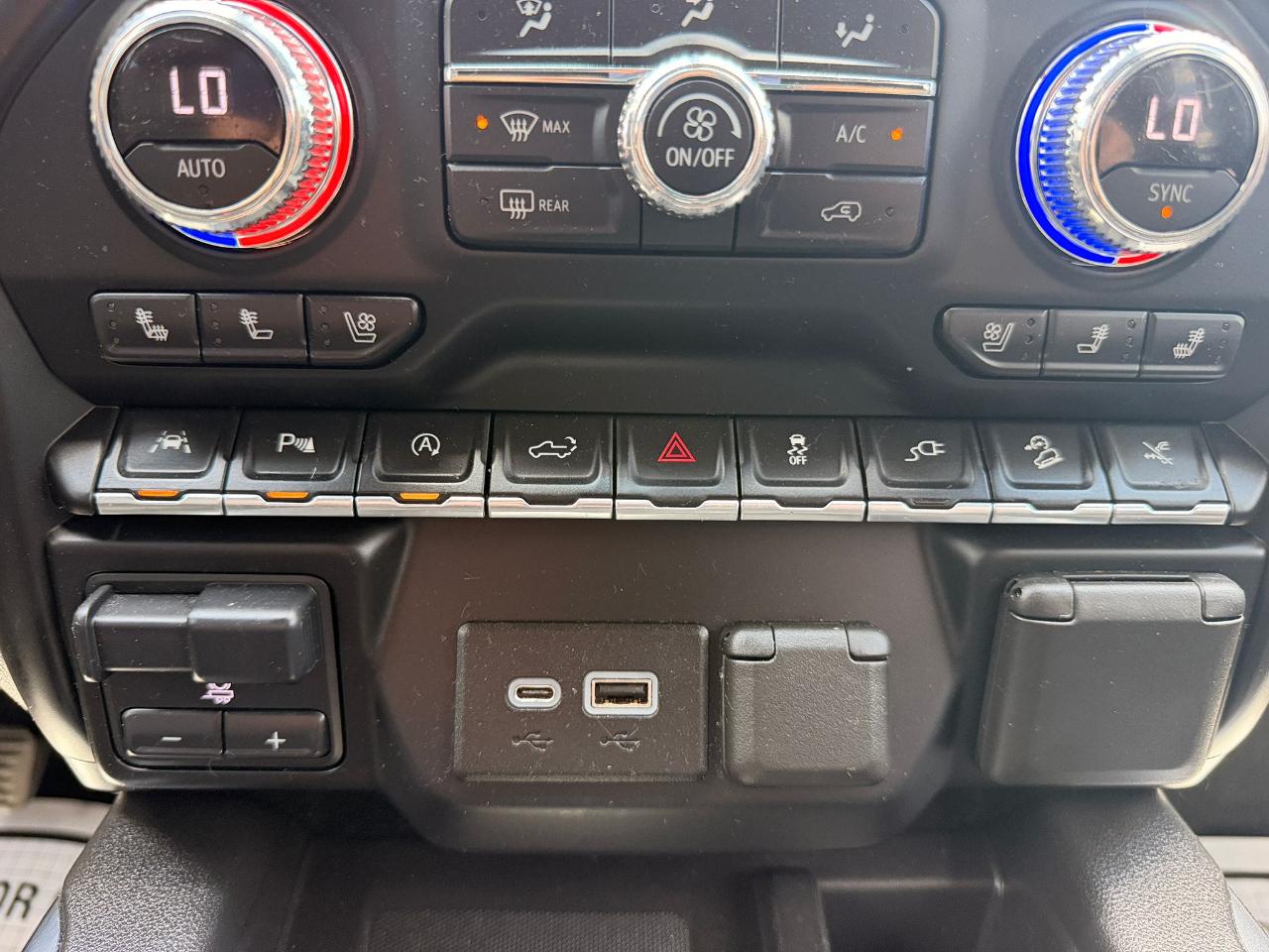 GMC Sierra 1500 Denali Crew Cab 4WD 2021