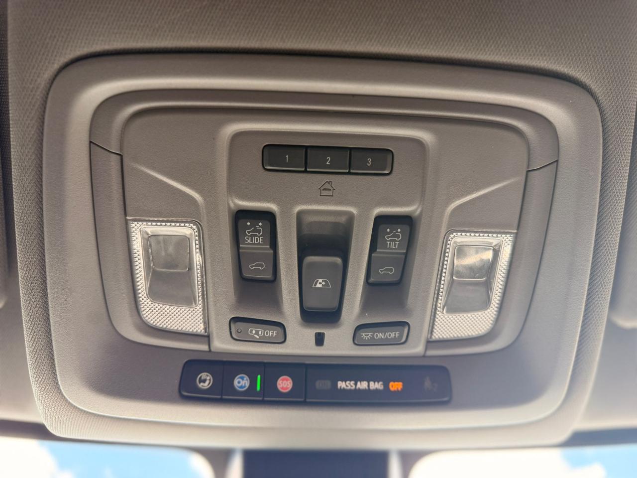 GMC Sierra 1500 Denali Crew Cab 4WD 2021