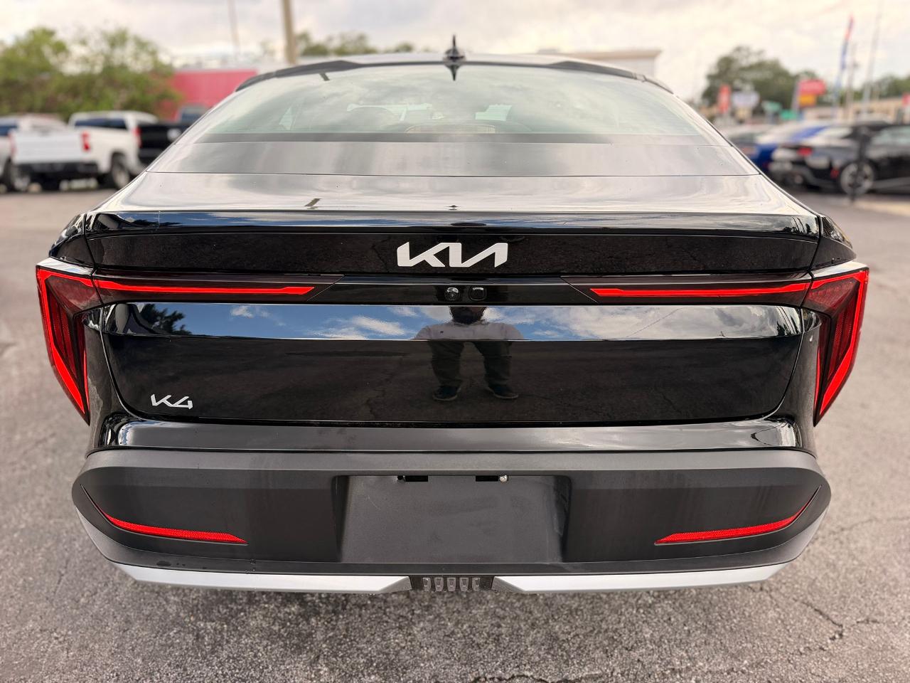 Kia K4 LXS 2026
