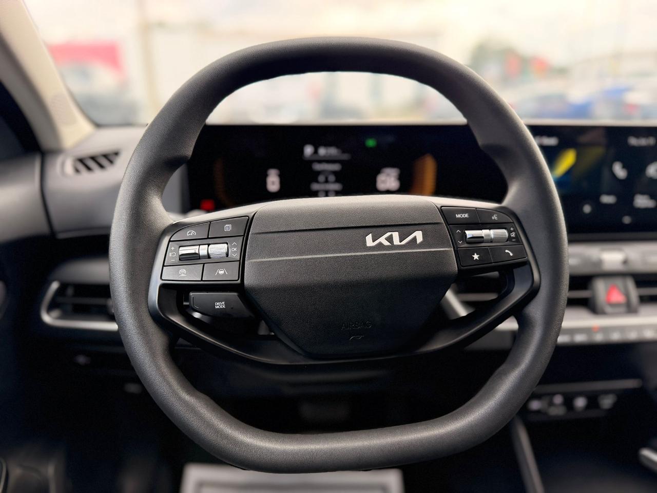 Kia K4 LXS 2026