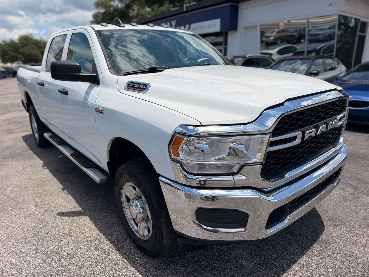 RAM 2500 Tradesman Crew Cab SWB 4WD 2020