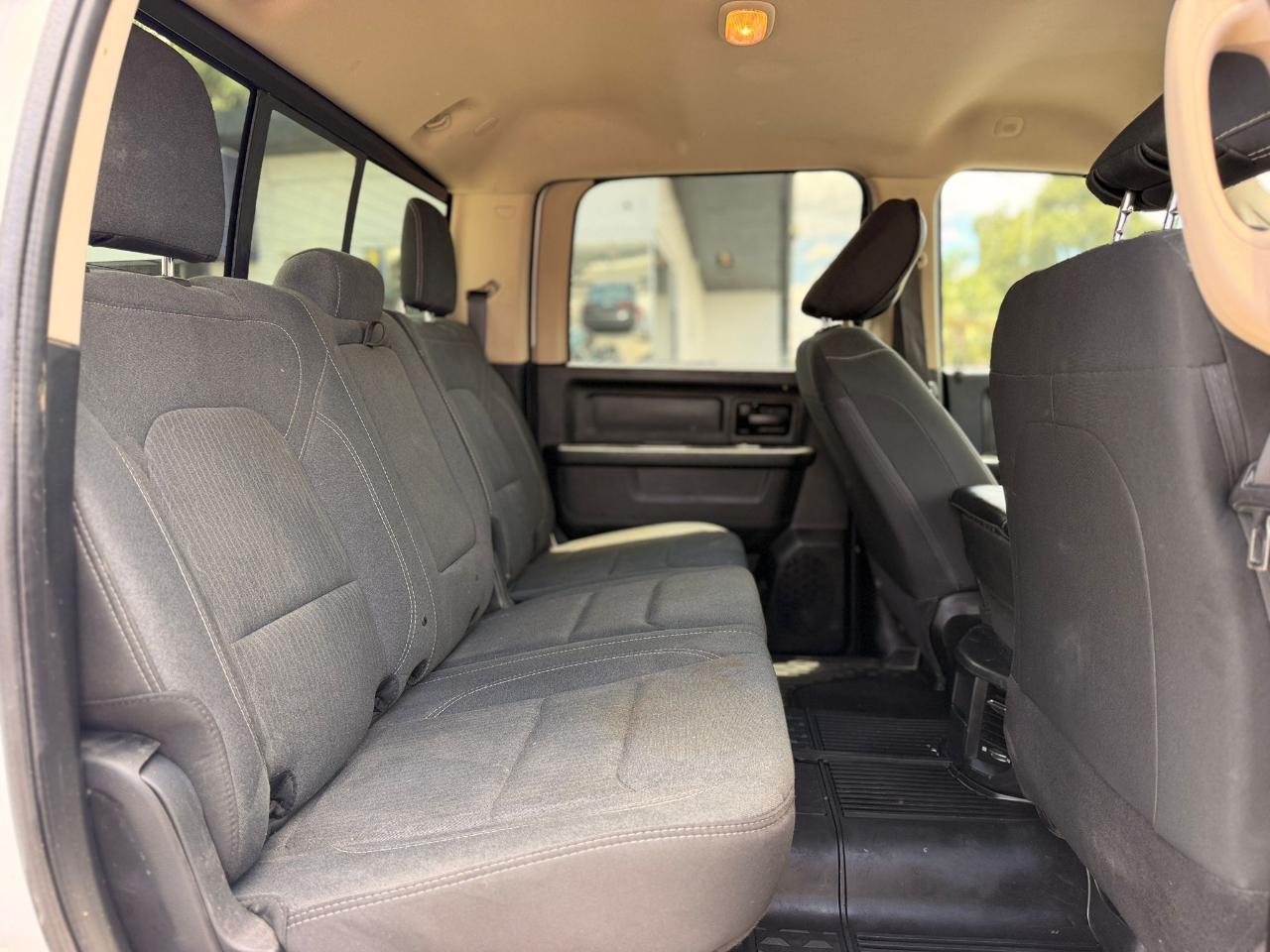RAM 2500 Tradesman Crew Cab SWB 4WD 2020