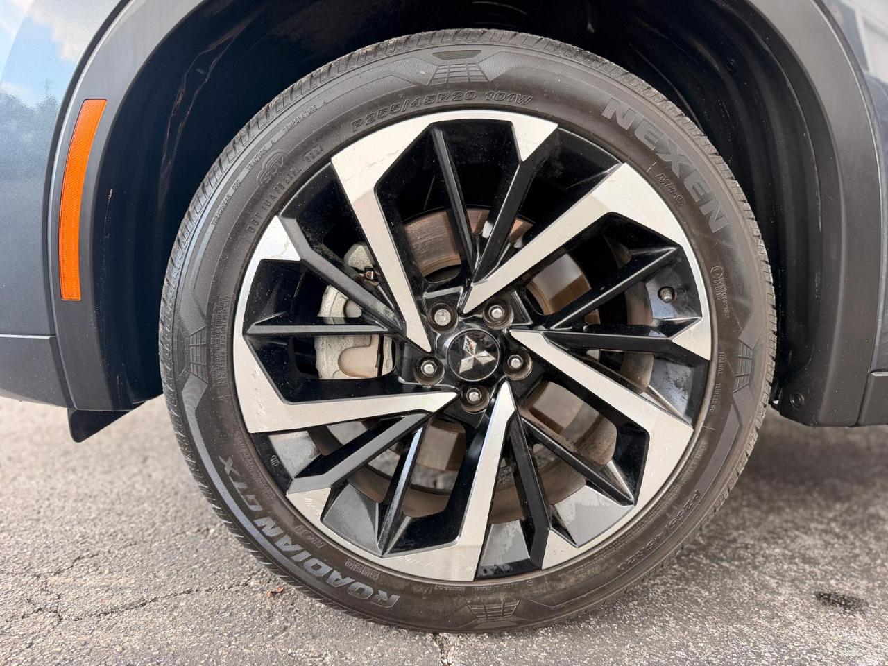 Mitsubishi Outlander SE 2WD 2024