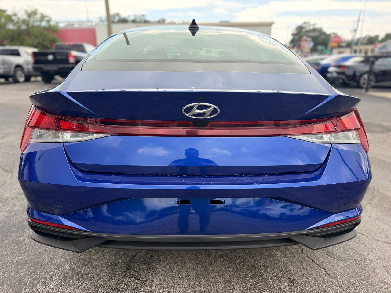 Hyundai Elantra SEL 2023