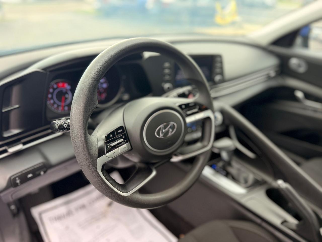 Hyundai Elantra SEL 2023