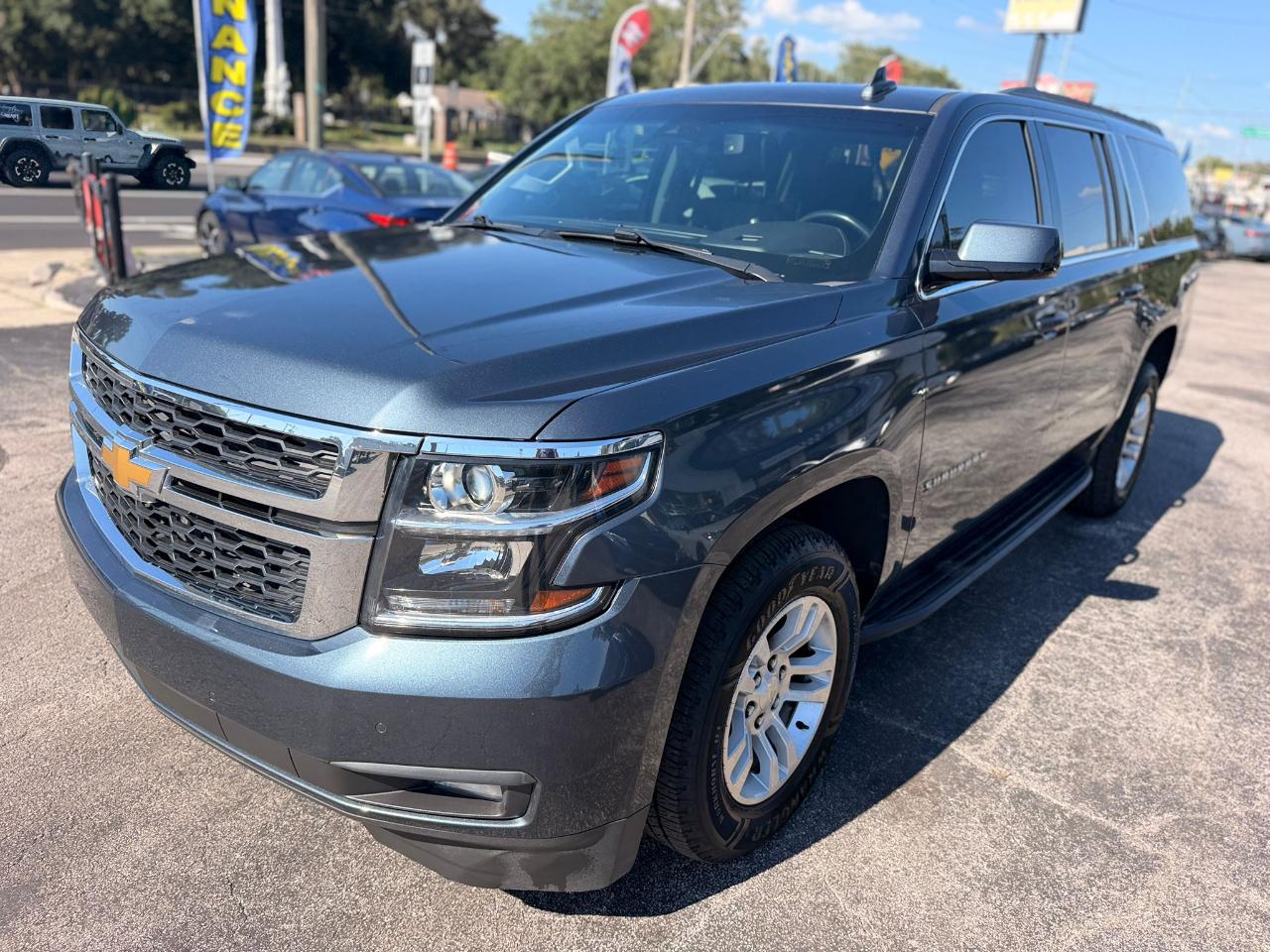 Chevrolet Suburban LT 2WD 2020