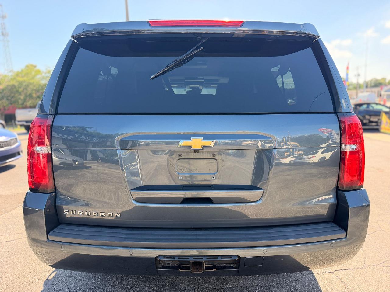 Chevrolet Suburban LT 2WD 2020