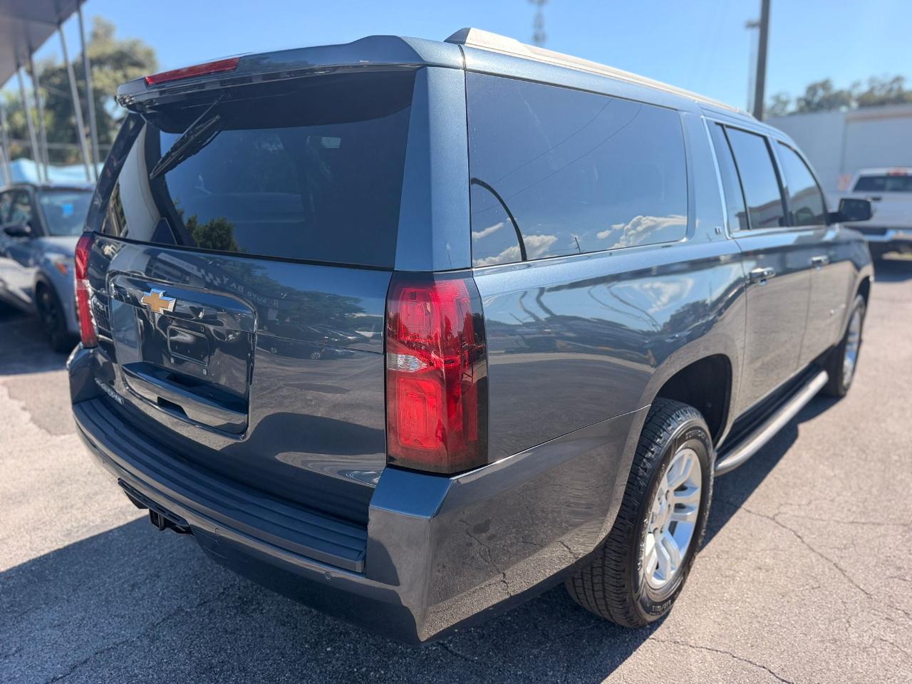 Chevrolet Suburban LT 2WD 2020