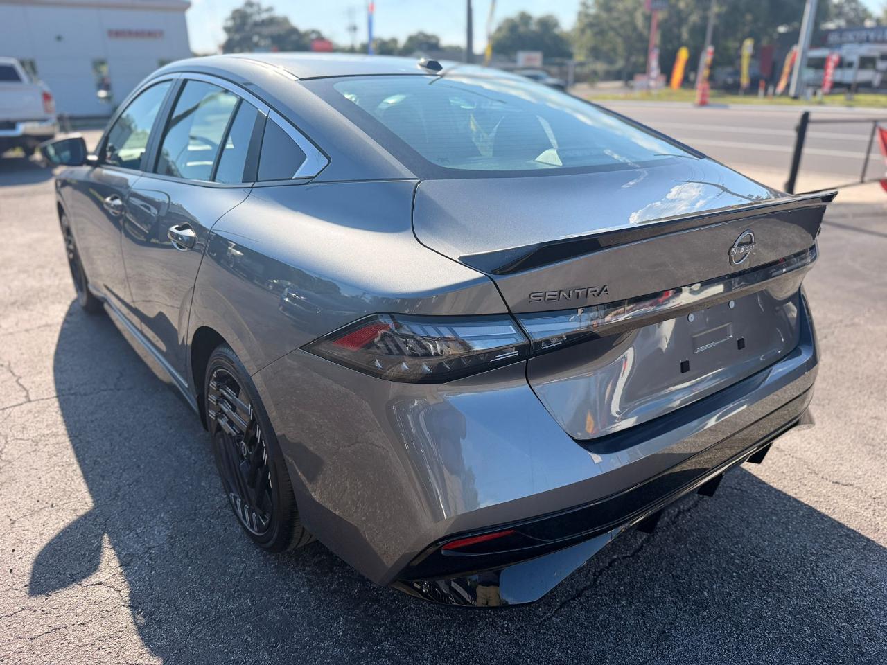 Nissan Sentra SR 2026