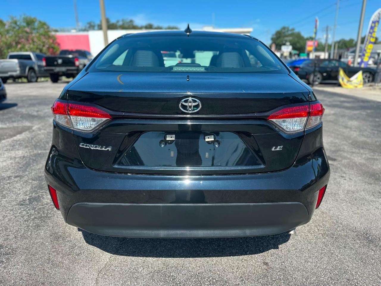Toyota Corolla LE 2024