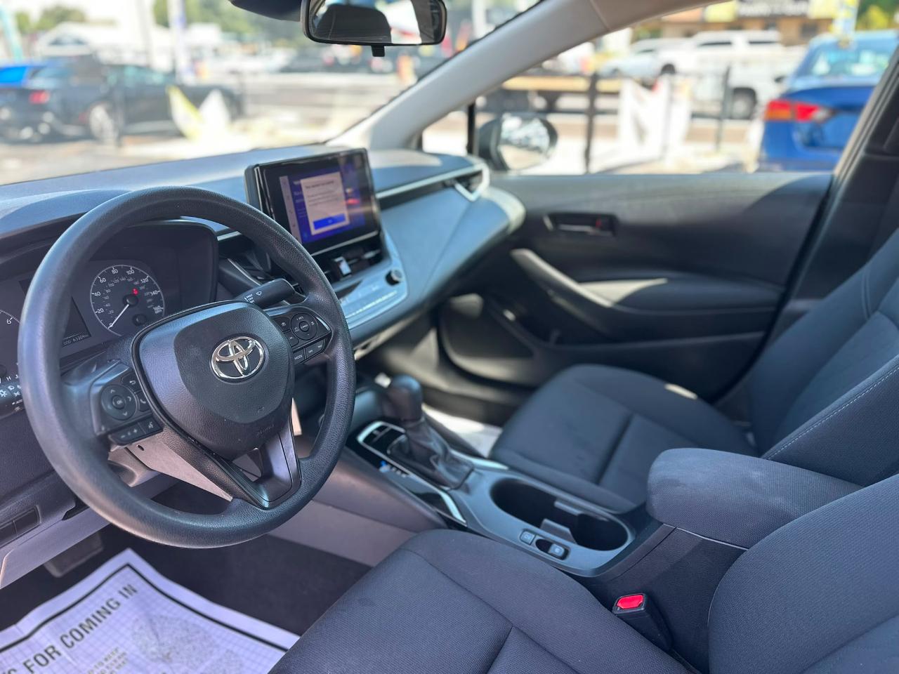 Toyota Corolla LE 2024