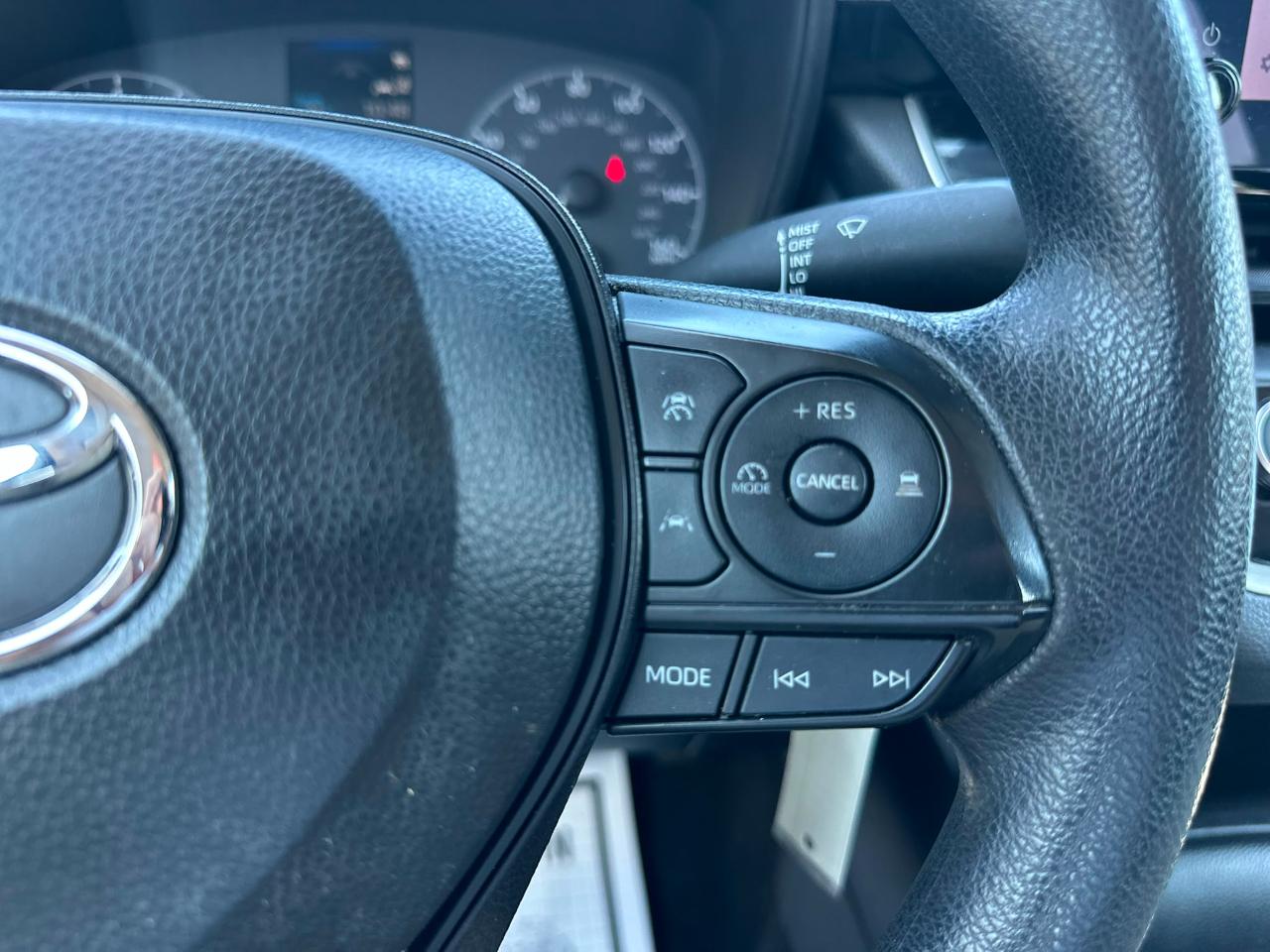 Toyota Corolla LE 2024