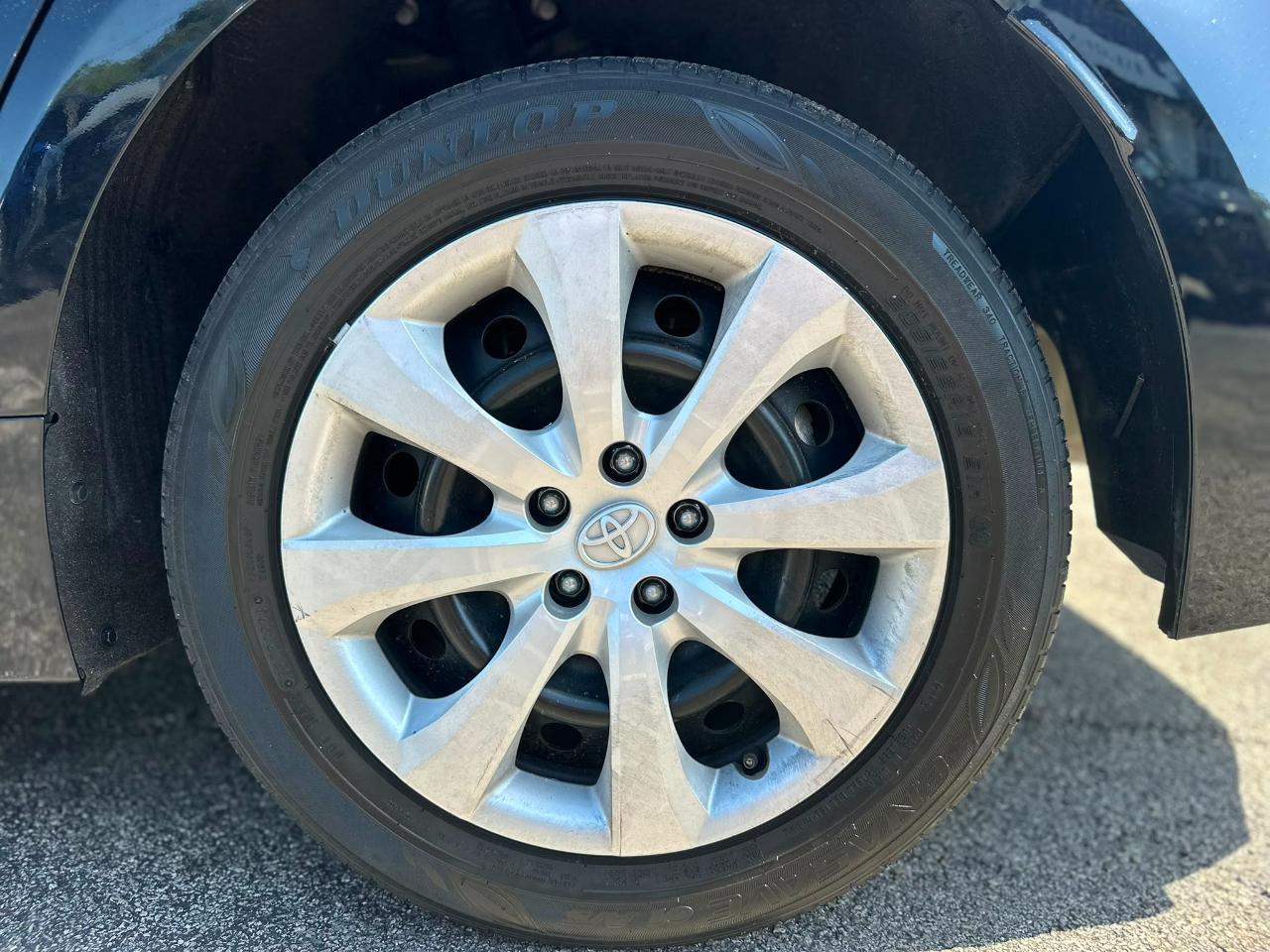 Toyota Corolla LE 2024