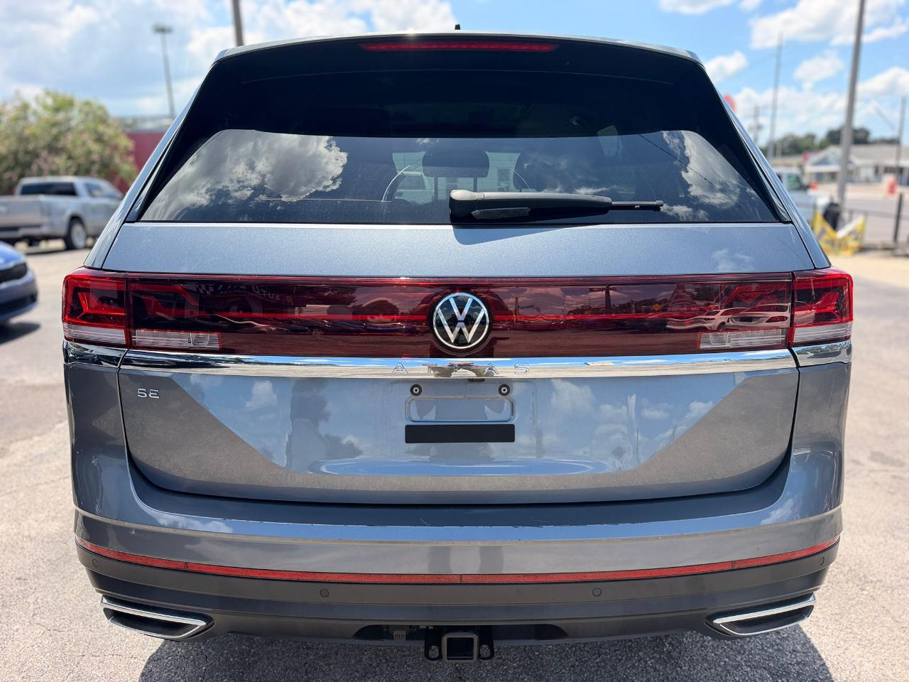 Volkswagen Atlas SE w/Technology 2024