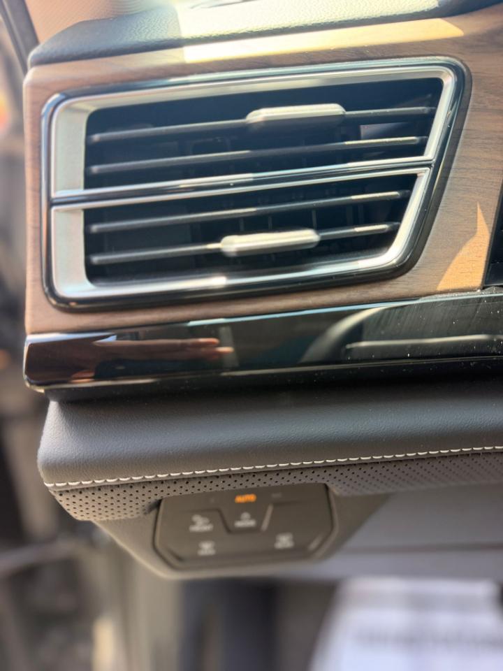 Volkswagen Atlas SE w/Technology 2024