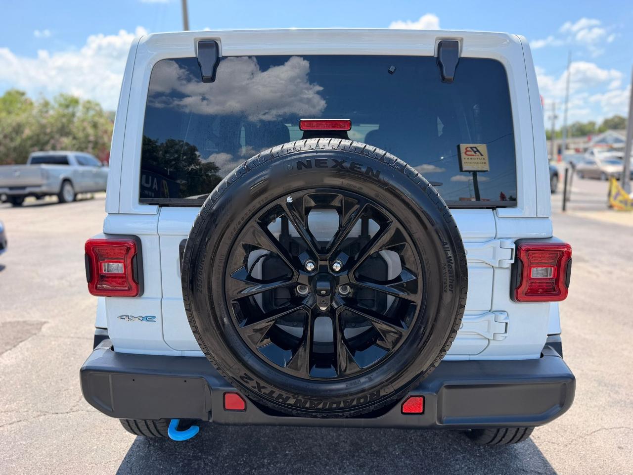 Jeep Wrangler 4xe Sahara 2024