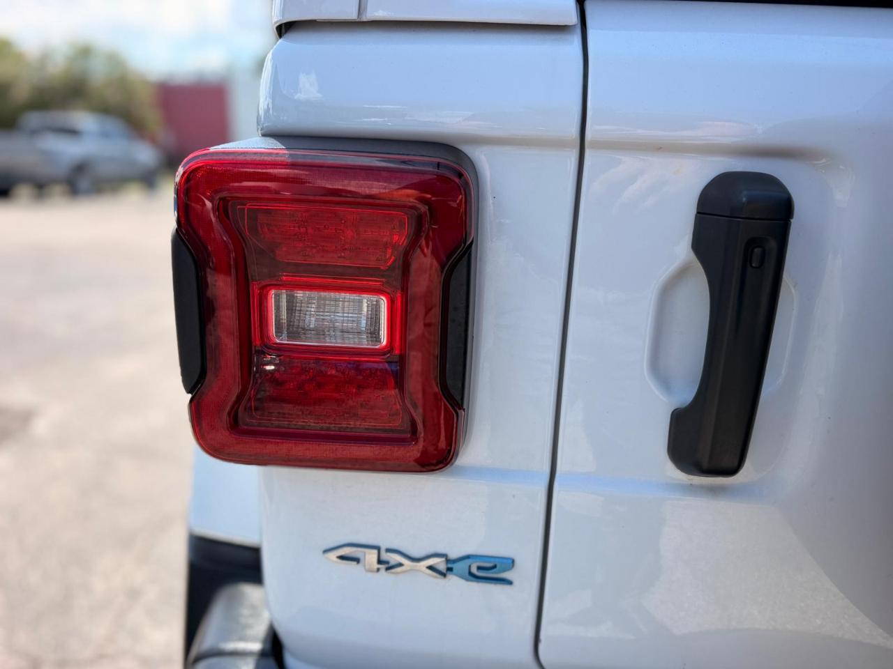 Jeep Wrangler 4xe Sahara 2024