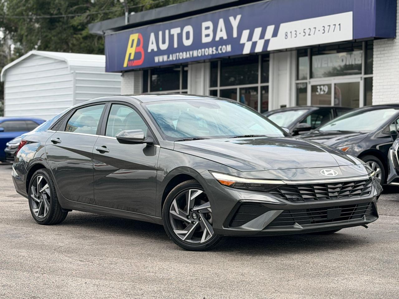 Hyundai Elantra Limited 2025