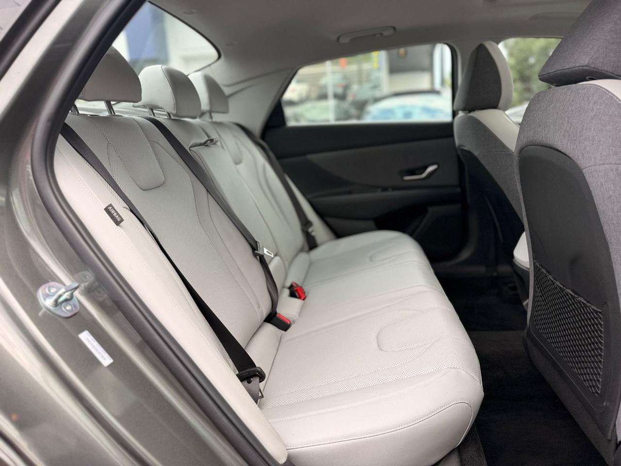 Hyundai Elantra Limited 2025