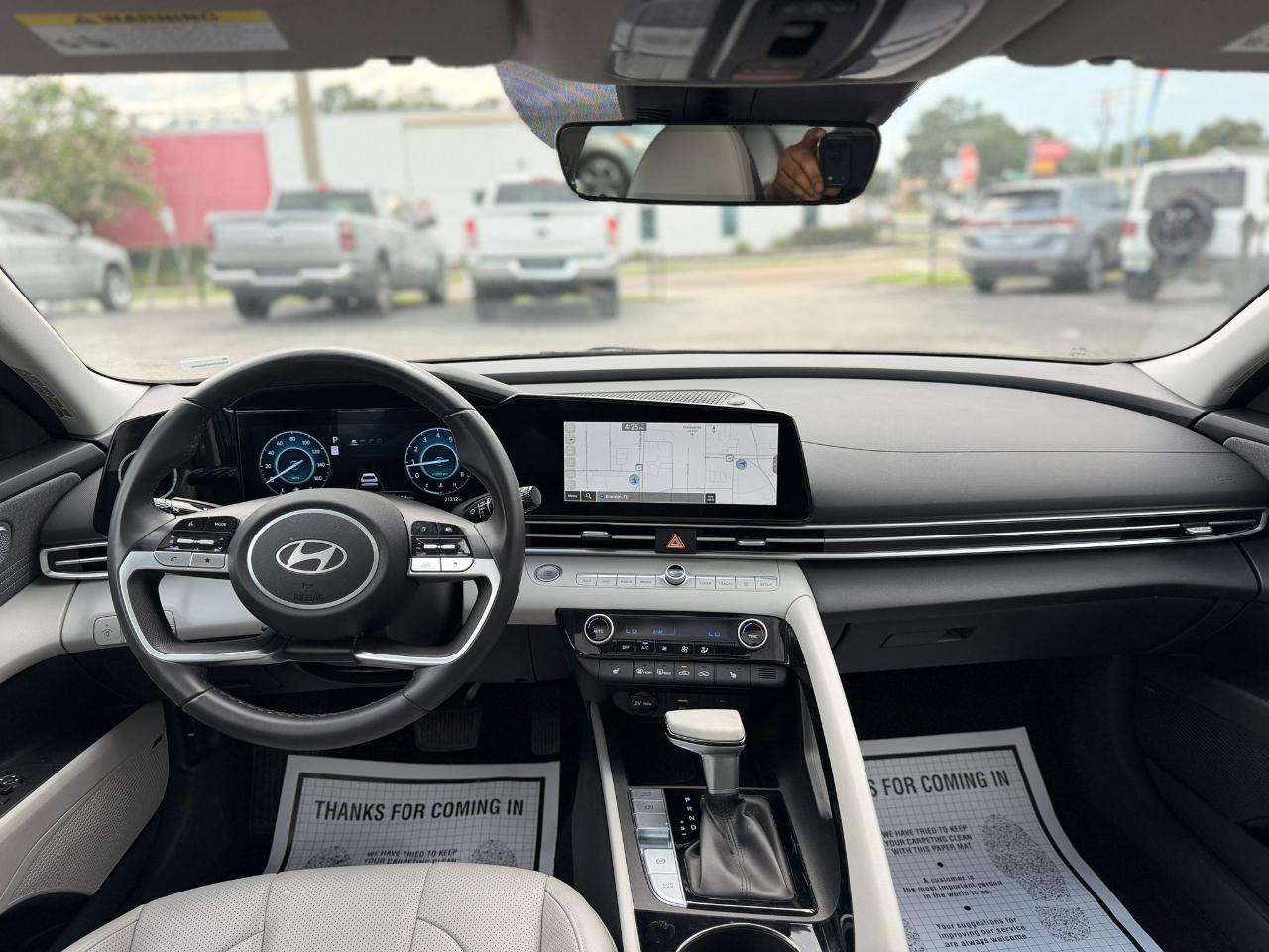 Hyundai Elantra Limited 2025