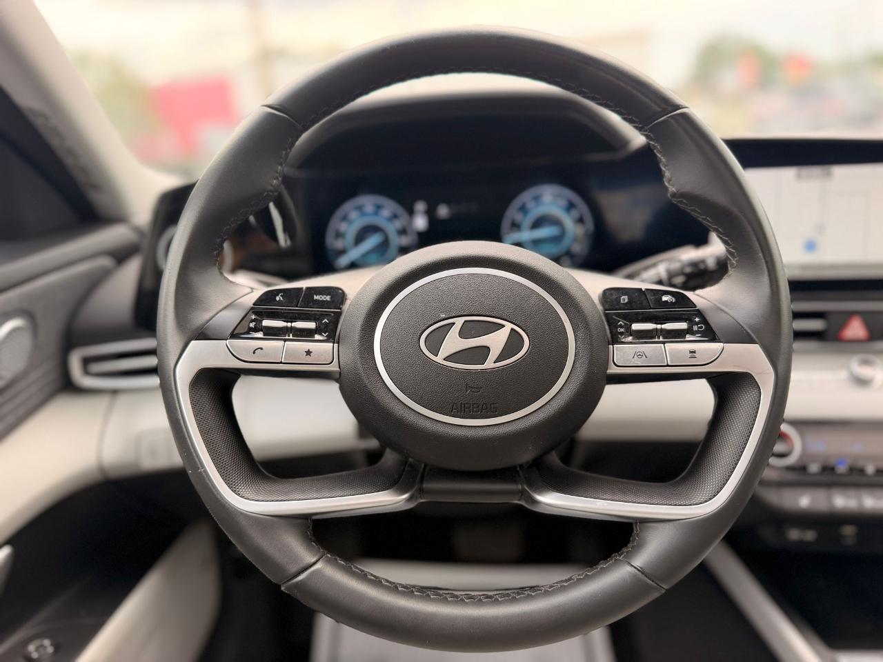 Hyundai Elantra Limited 2025