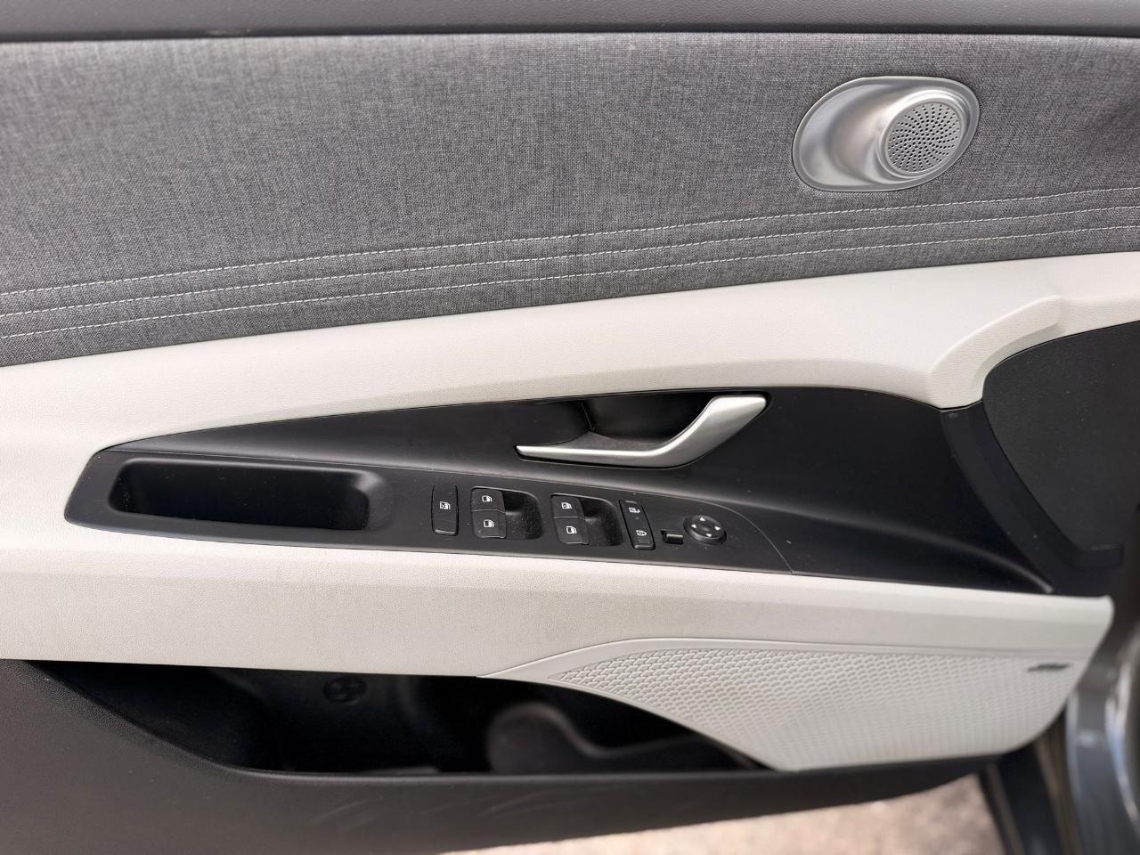 Hyundai Elantra Limited 2025