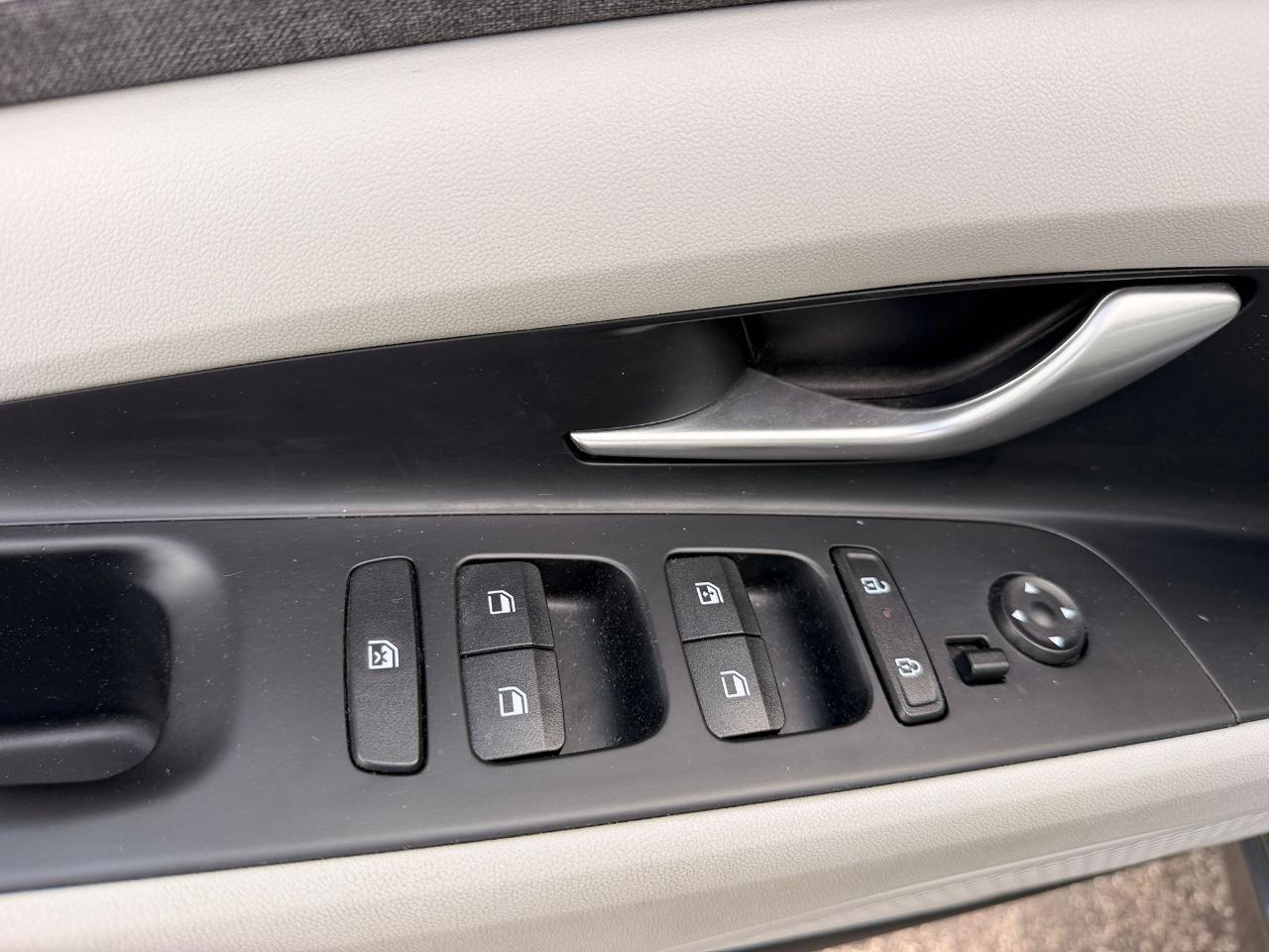 Hyundai Elantra Limited 2025
