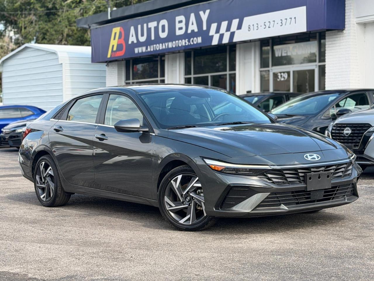 Hyundai Elantra SEL Convenience 2025