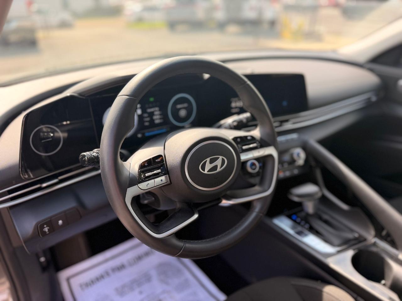 Hyundai Elantra SEL Convenience 2025