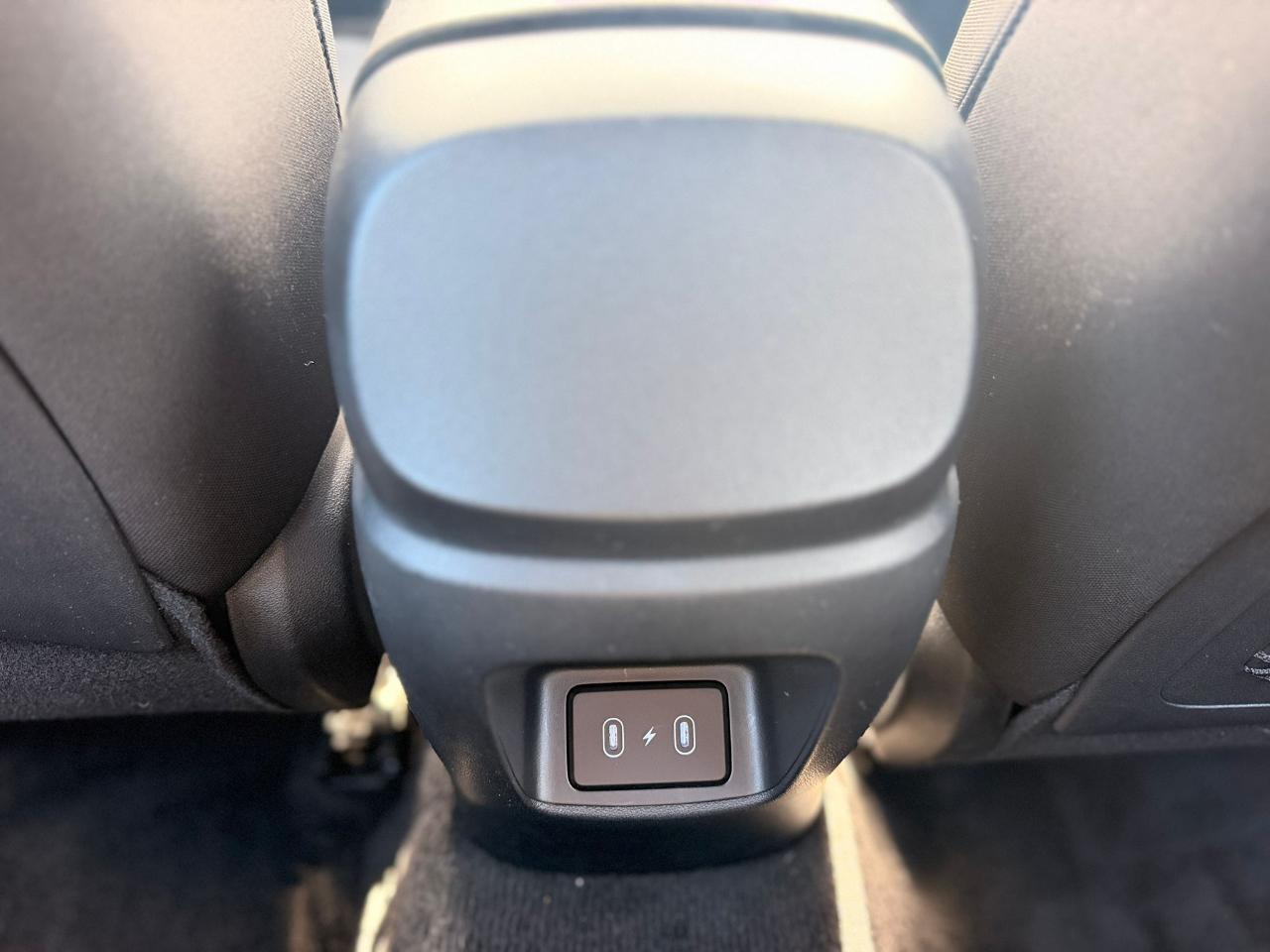 Hyundai Elantra SEL Convenience 2025