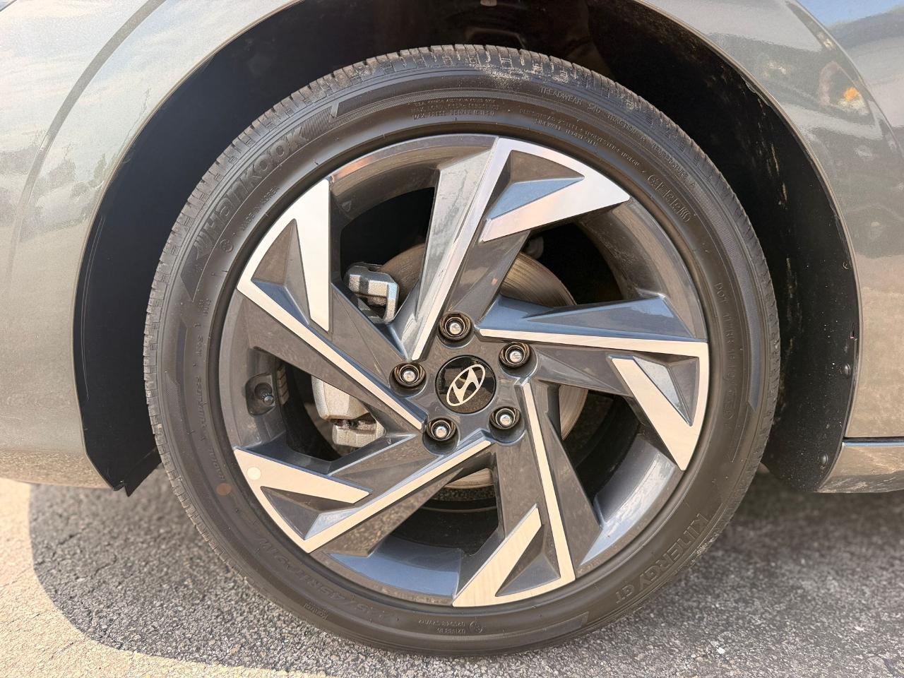Hyundai Elantra SEL Convenience 2025