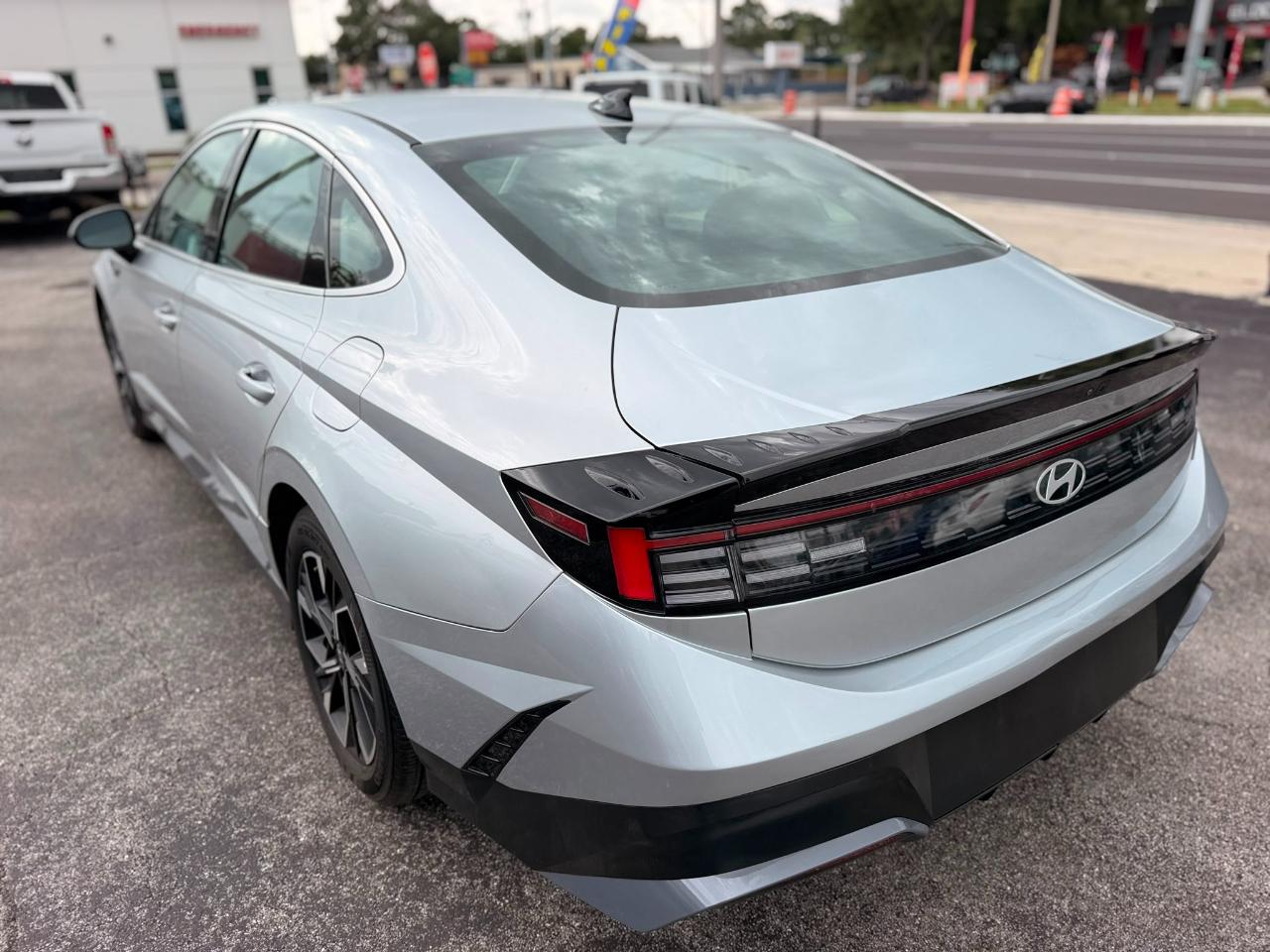 Hyundai Sonata SEL 2025
