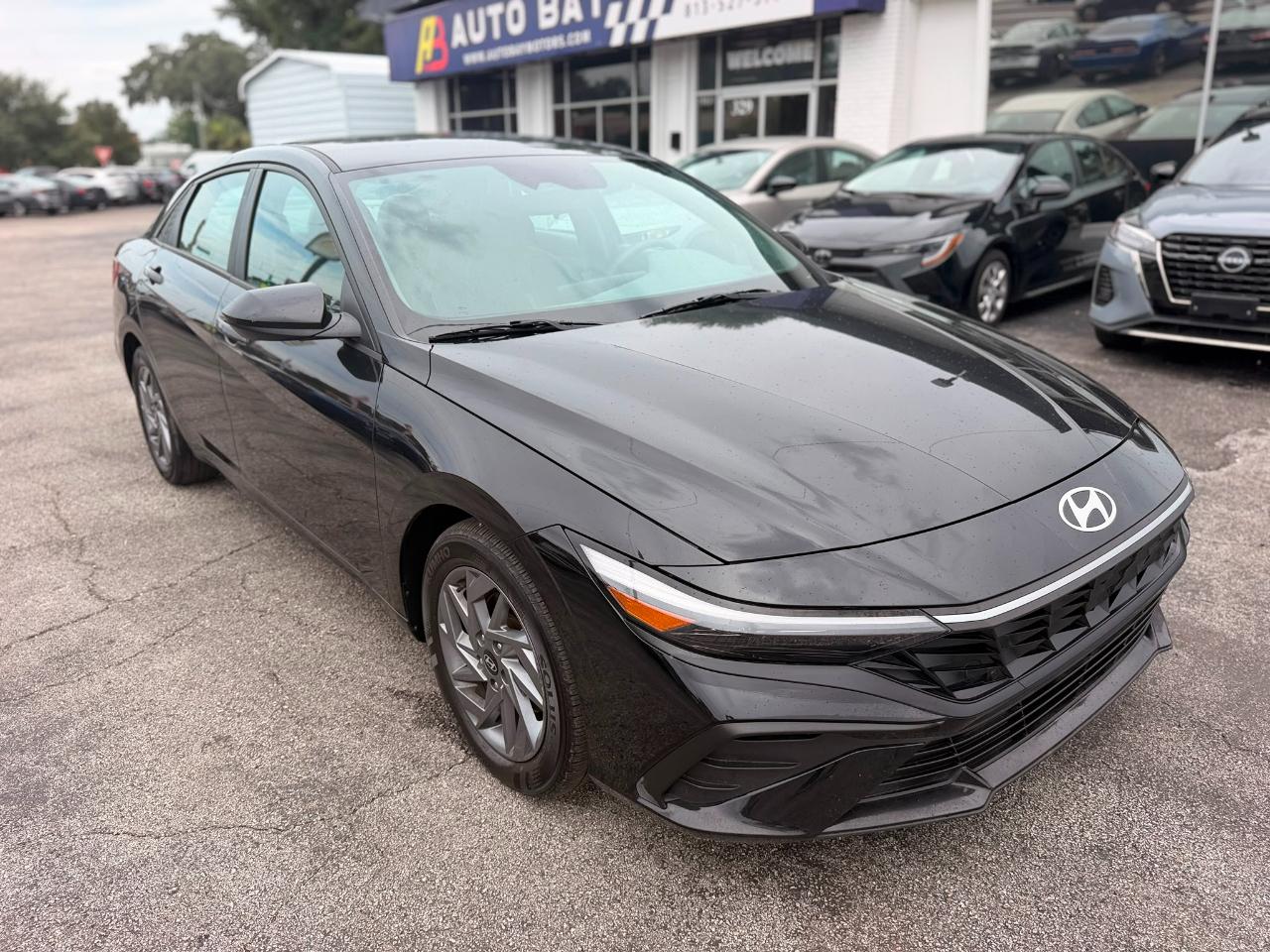 Hyundai Elantra SEL 2024
