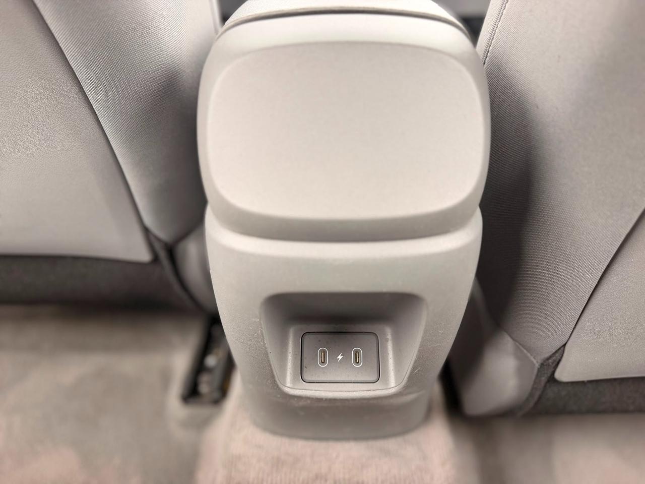 Hyundai Elantra SEL 2024