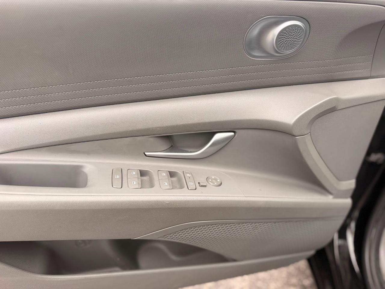 Hyundai Elantra SEL 2024