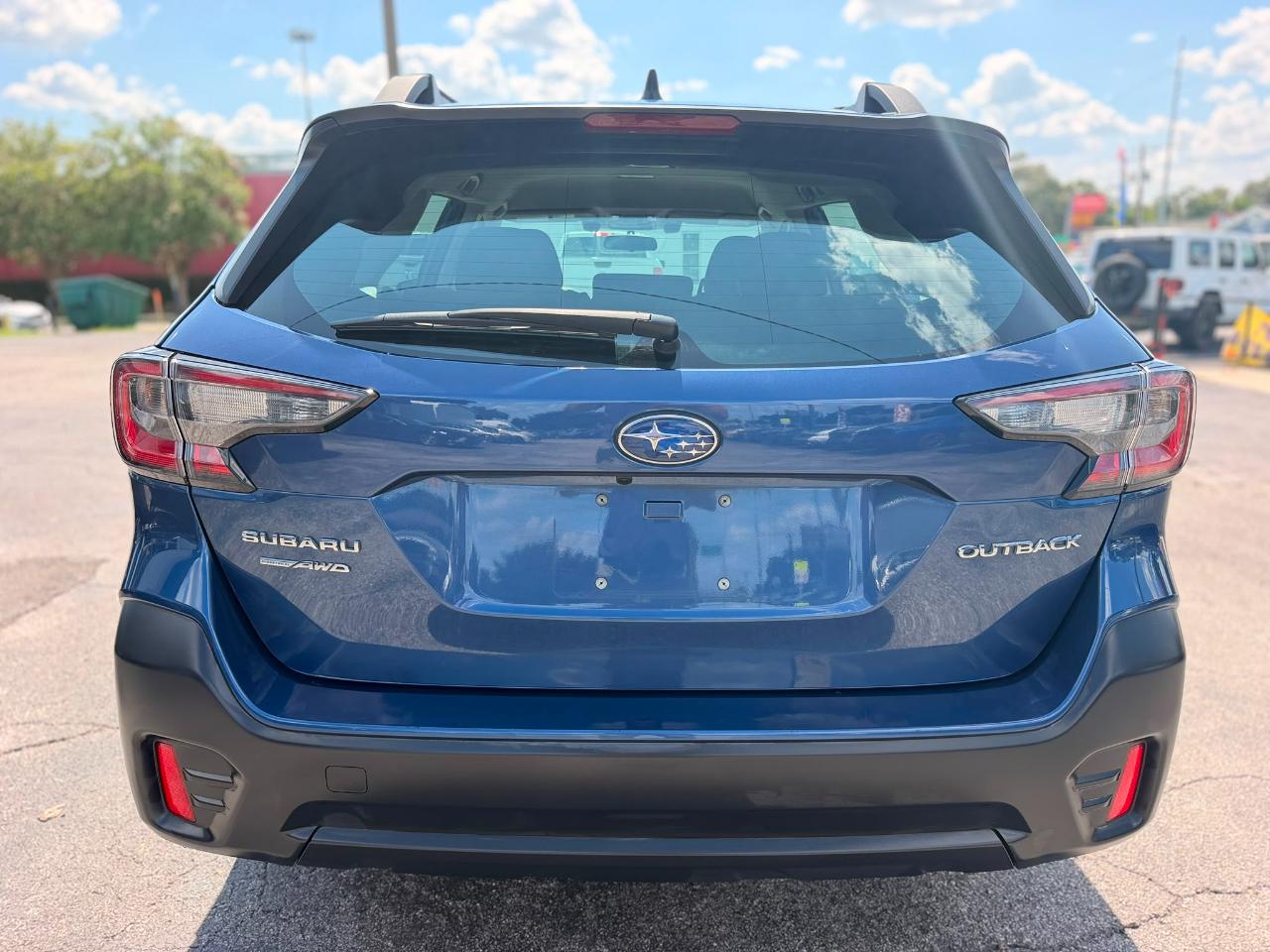 Subaru Outback Base 2020