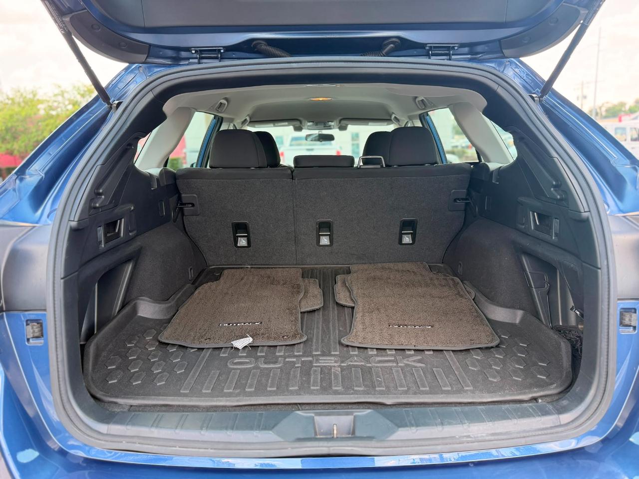 Subaru Outback Base 2020