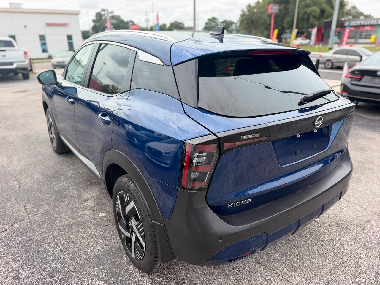 Nissan Kicks SV 2026