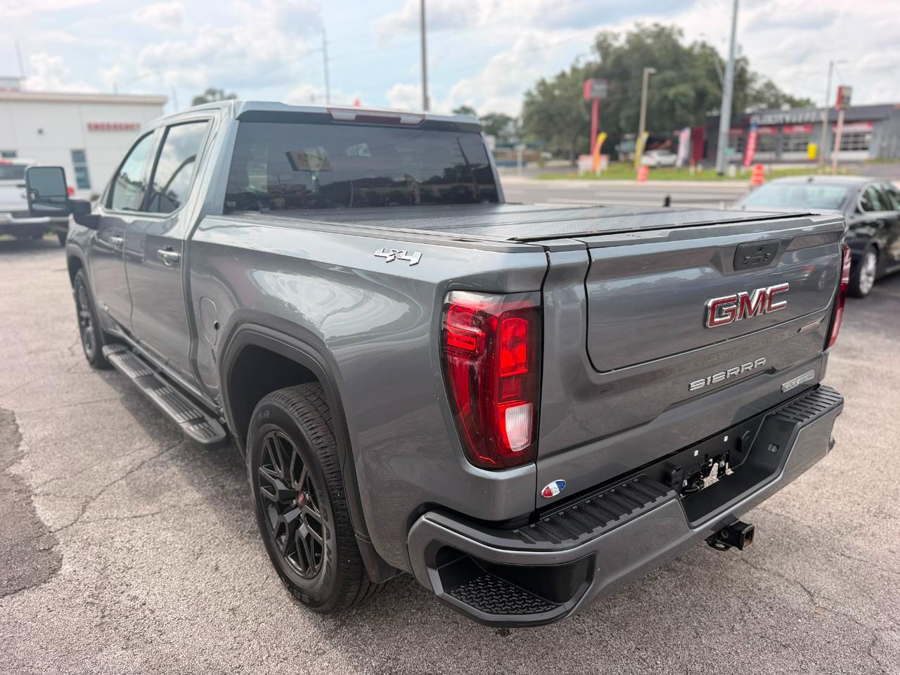 GMC Sierra 1500 Elevation Crew Cab Short Box 4WD 2021