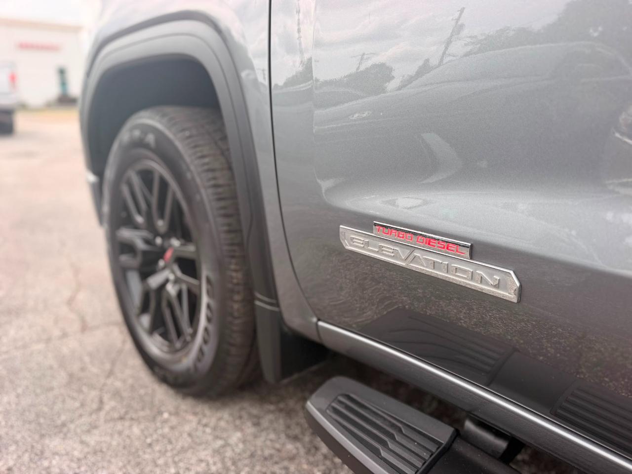 GMC Sierra 1500 Elevation Crew Cab Short Box 4WD 2021