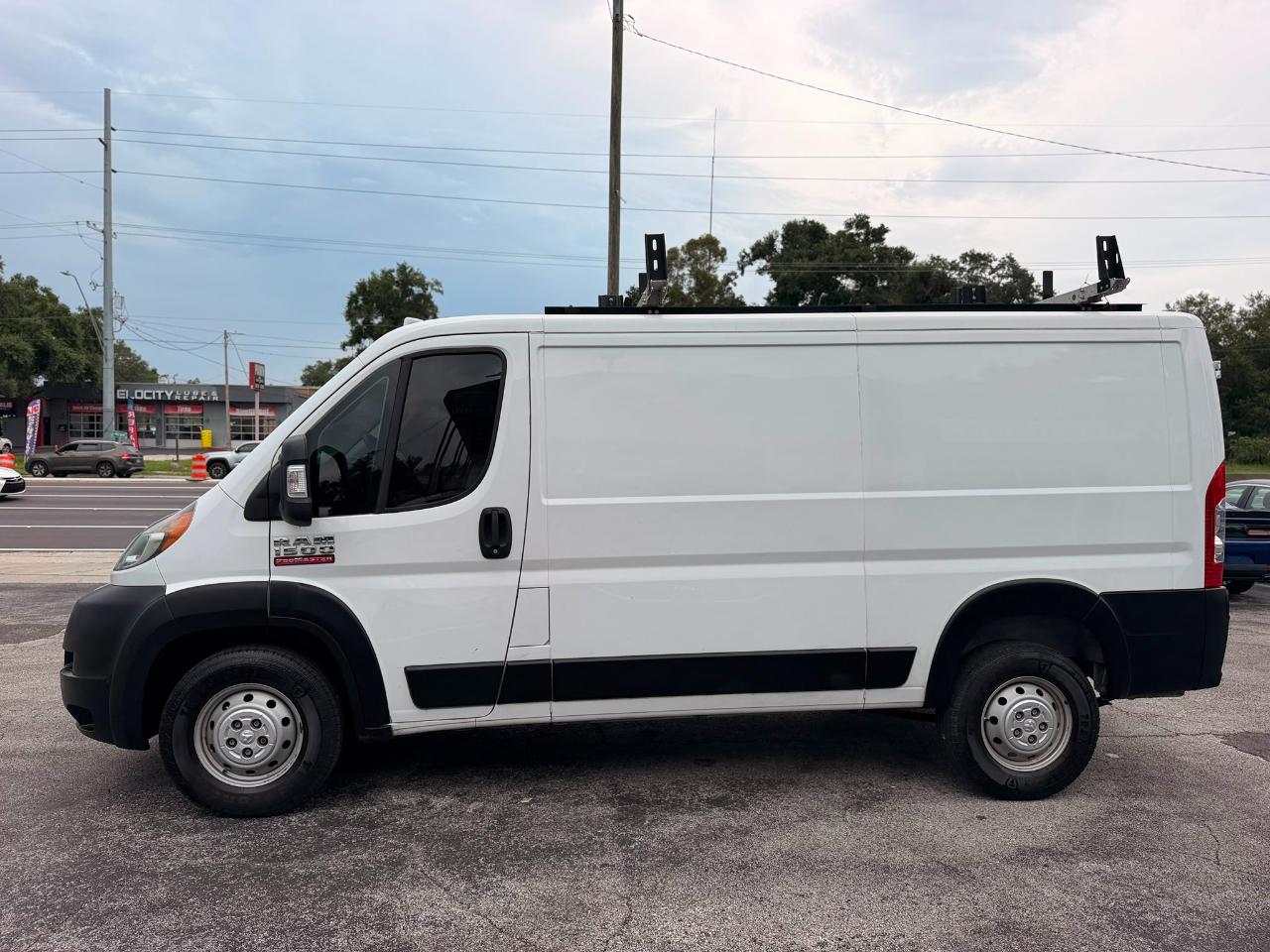 RAM Promaster 1500 Low Roof 136-in. WB 2020