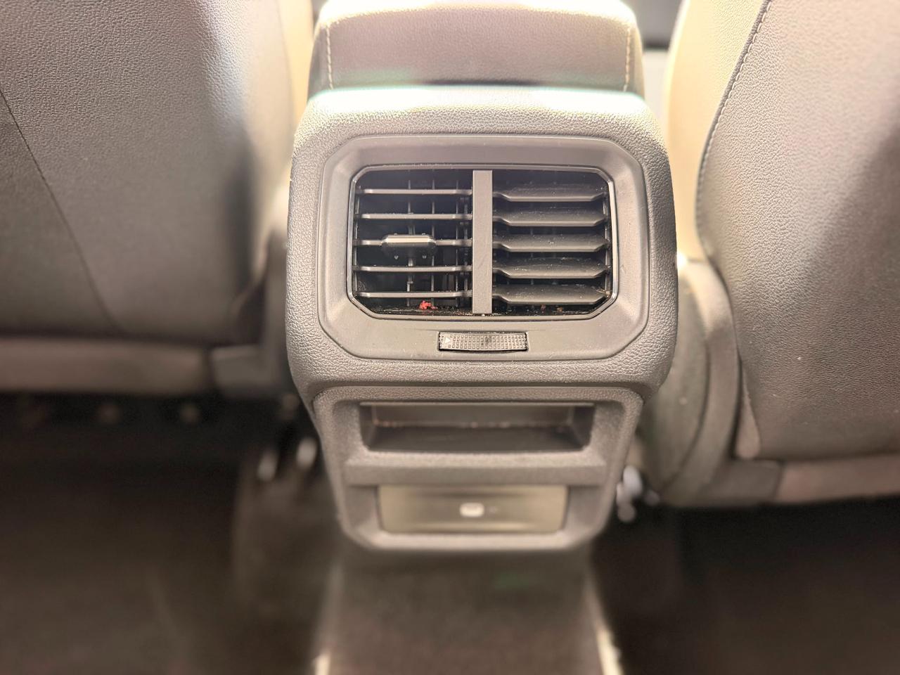 Volkswagen Taos SE 4Motion 2025
